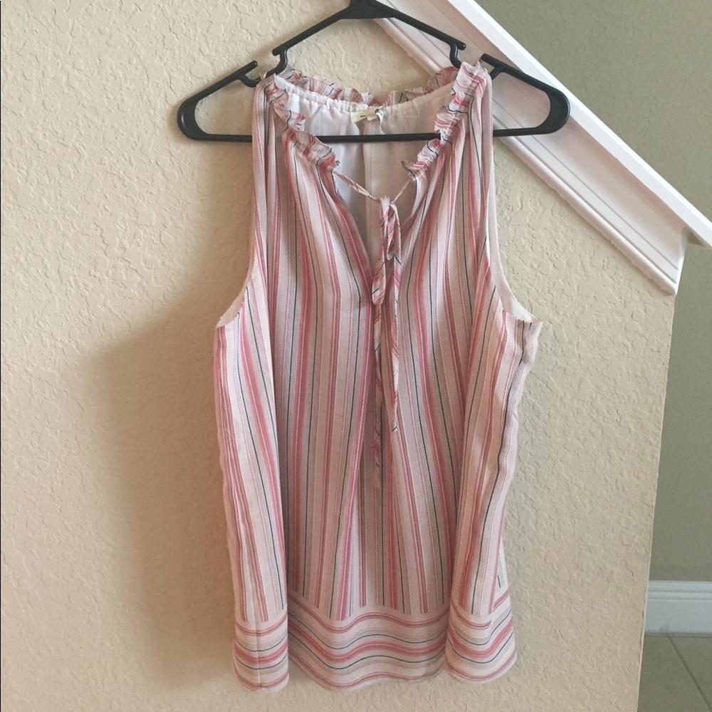 SOLD-NWT  Max Studio open shoulder blouse